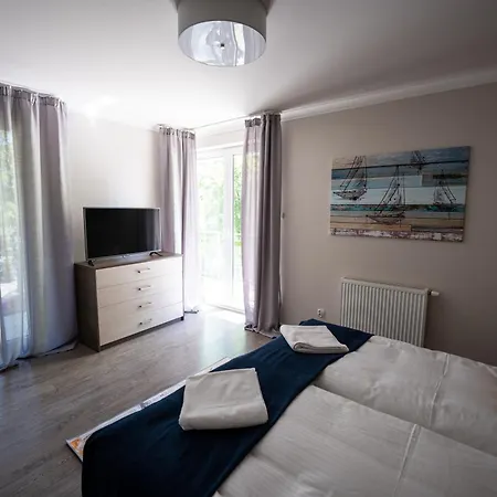 Apartament Feniks 12 - 63 M2 Swinoujscie Exterior photo